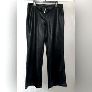 NWT. EXPRESS. Pants. Size: 13/14. Color: black